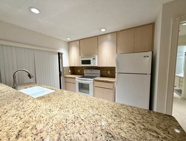 304 Sun Terrace Court - Photo 4 of 7