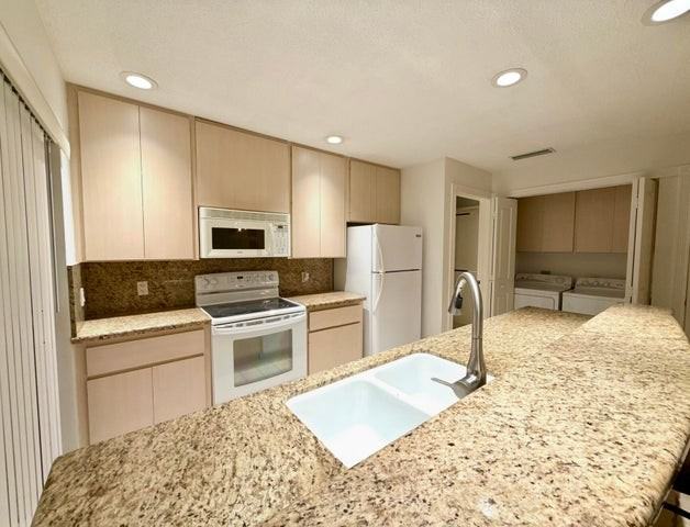 304 Sun Terrace Court - Photo 5 of 7