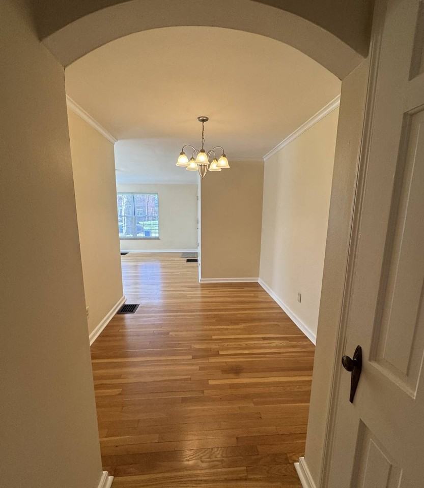 802 Kenwick Rd - Photo 6 of 12