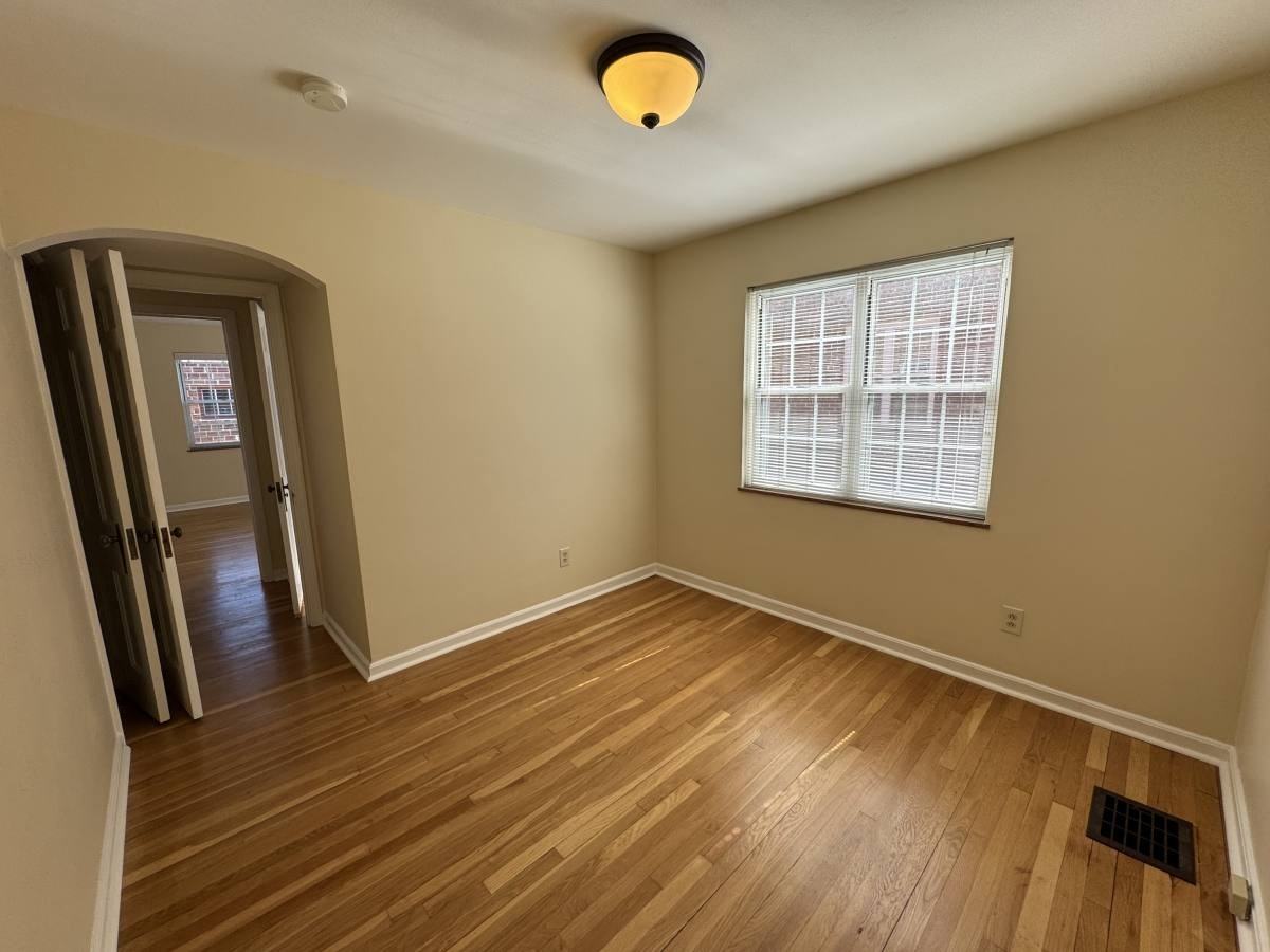 802 Kenwick Rd - Photo 7 of 12