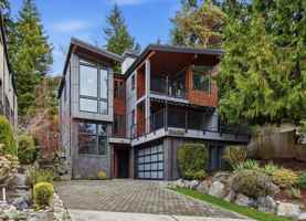 featured image of 332 13th Ave