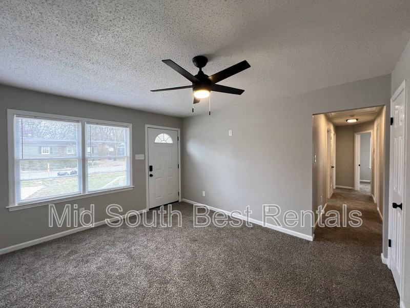 4959 Newton Rd - Photo 2 of 12