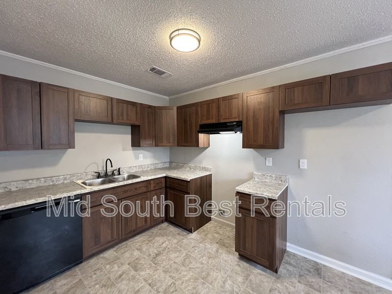 4787 Southaven Rd - Photo 6 of 14