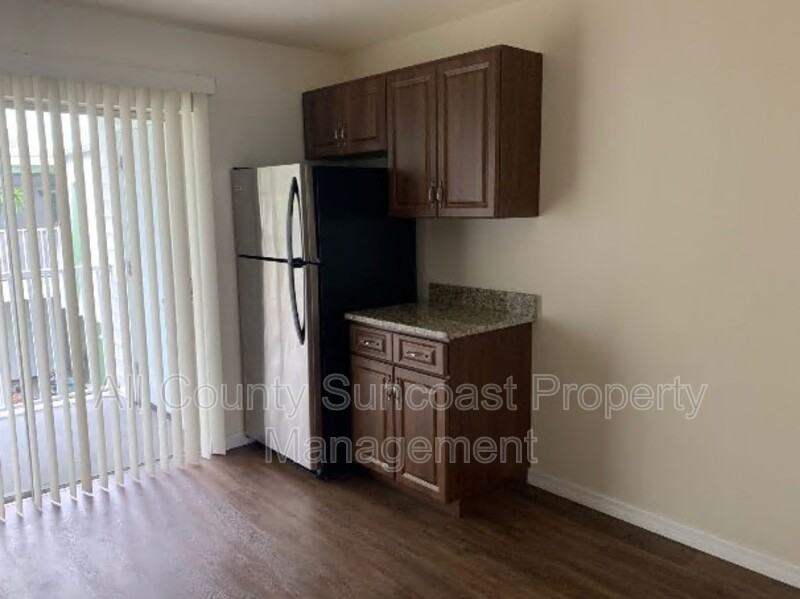 7551 35th St N - Photo 3 of 6