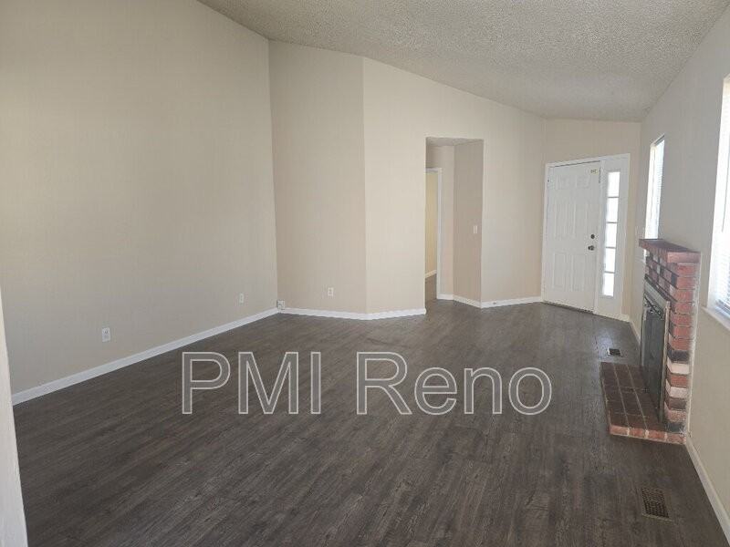 4319 Pescado Way - Photo 5 of 20