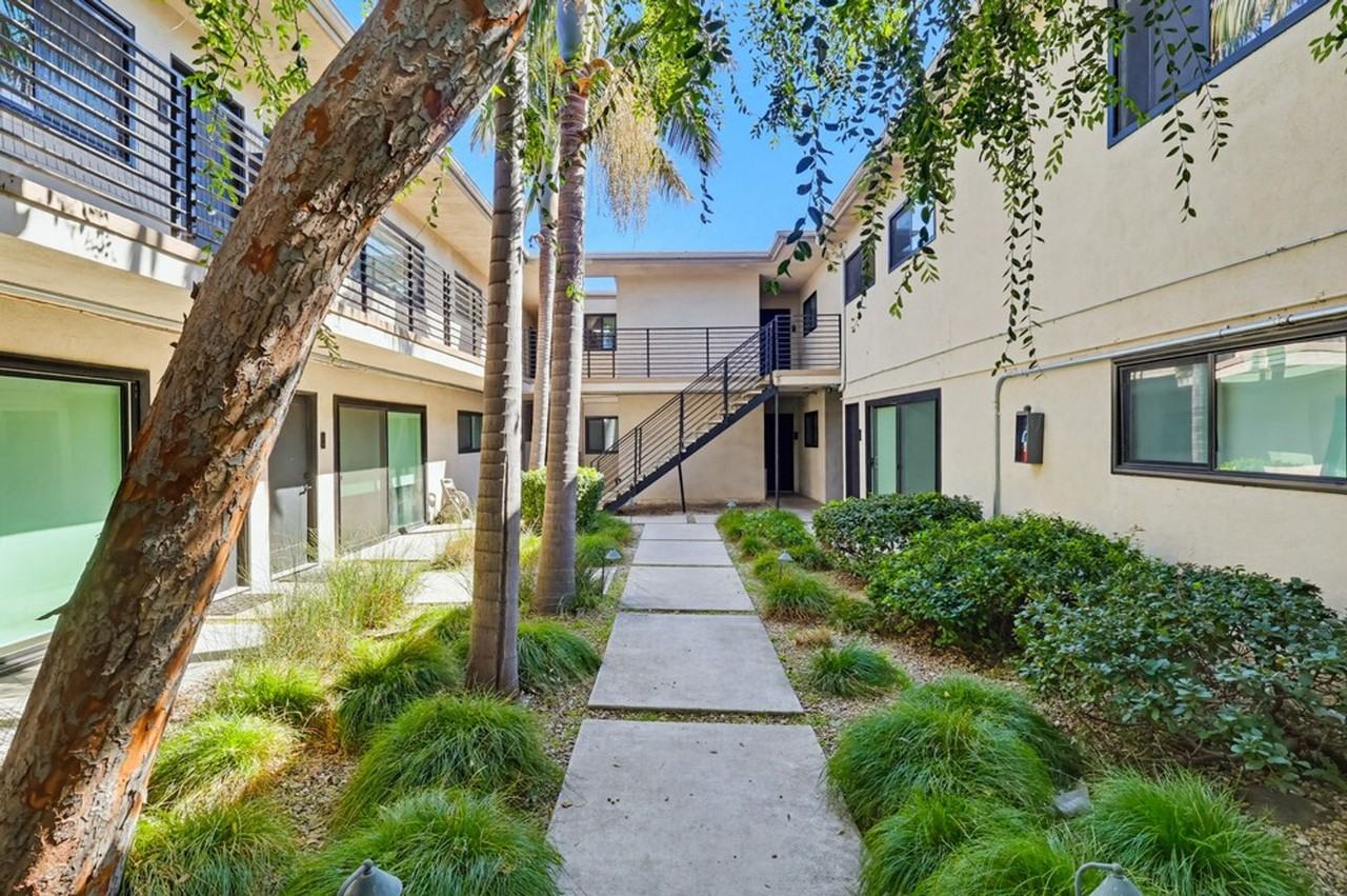 4th Ave - Photo 4 of 50