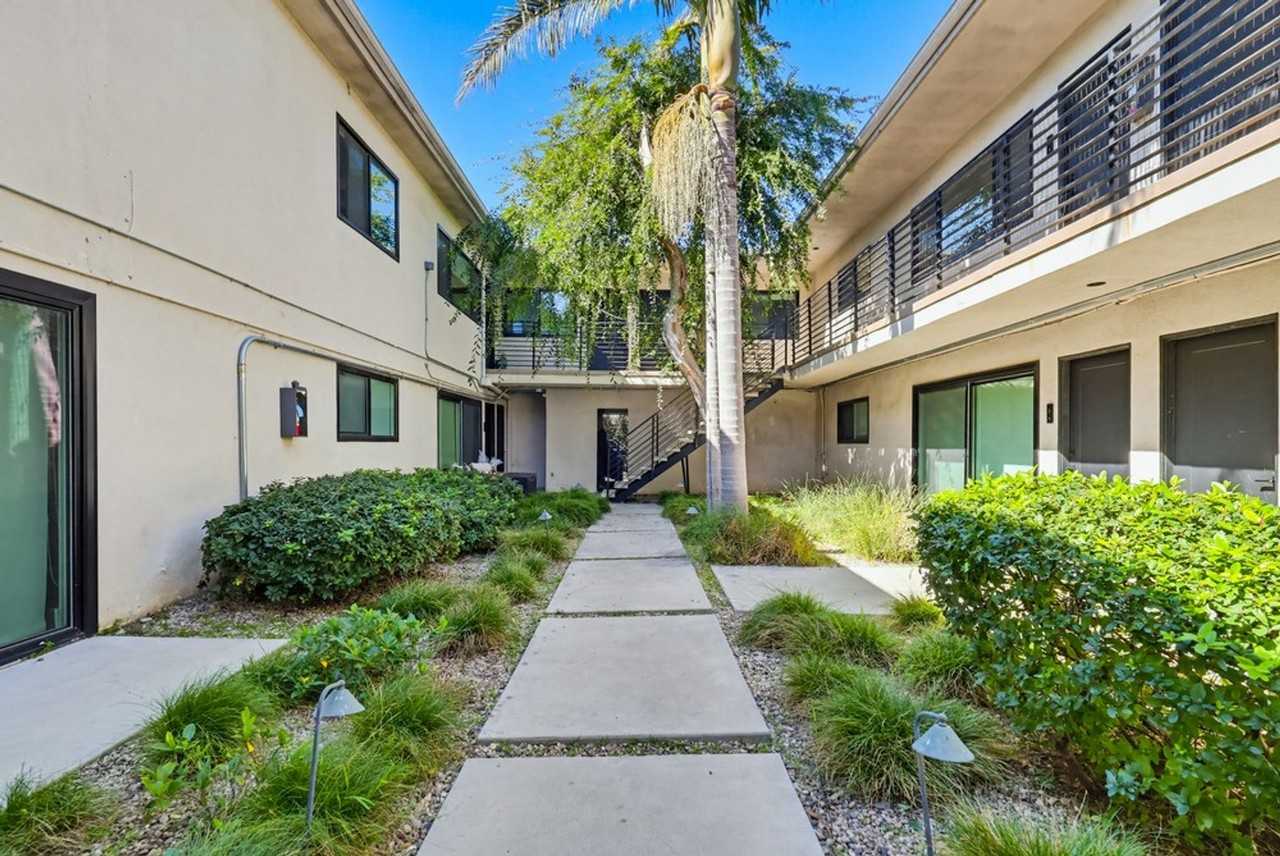 4th Ave - Photo 5 of 50