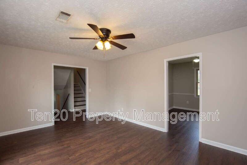 4827 Sequoia Dr - Photo 3 of 24