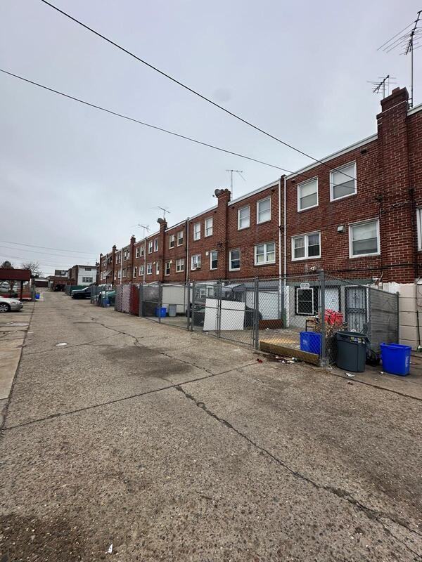 5516 Westford Rd - Photo 2 of 27