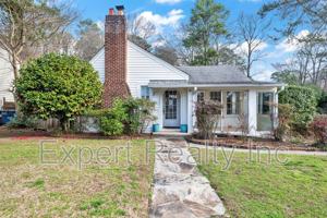 featured image of 1542 Somerset Dr