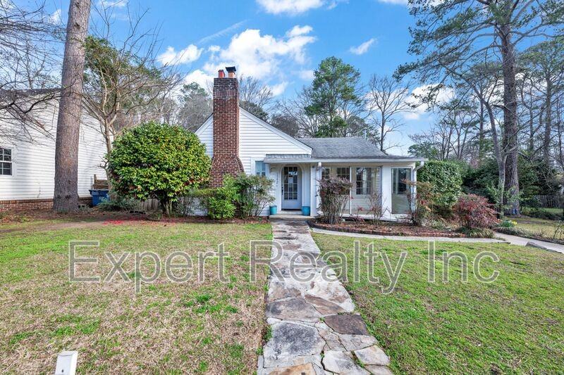 1542 Somerset Dr - Photo 2 of 36