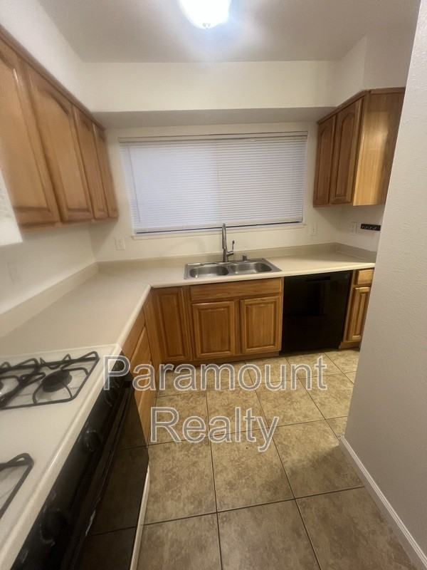 1120 Kenwal Rd #B - Photo 6 of 19