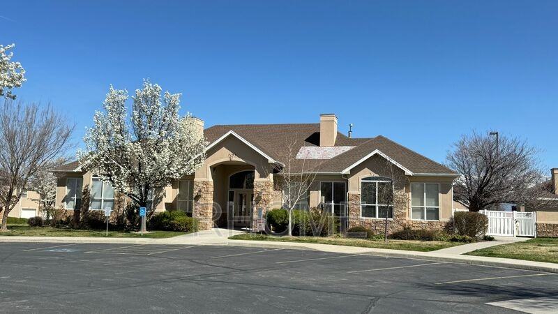 7381 S Brittany Town Dr - Photo 2 of 27