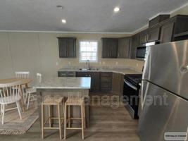 featured image of 301 Mantle Ave