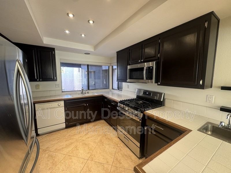 72795 Fleetwood Cir - Photo 4 of 18