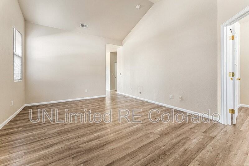 3740 S Tempe Way - Photo 4 of 25