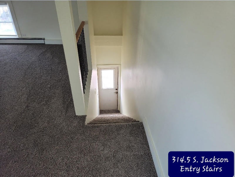 314 1/2 S Jackson St - Photo 2 of 10