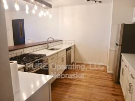 featured image of 120 N 6th St #10