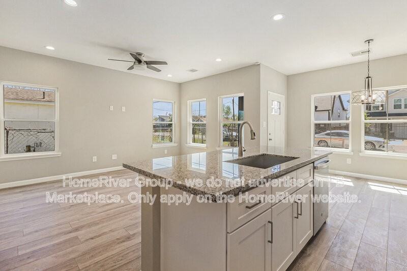 4645 Larkspur St #A - Photo 3 of 19