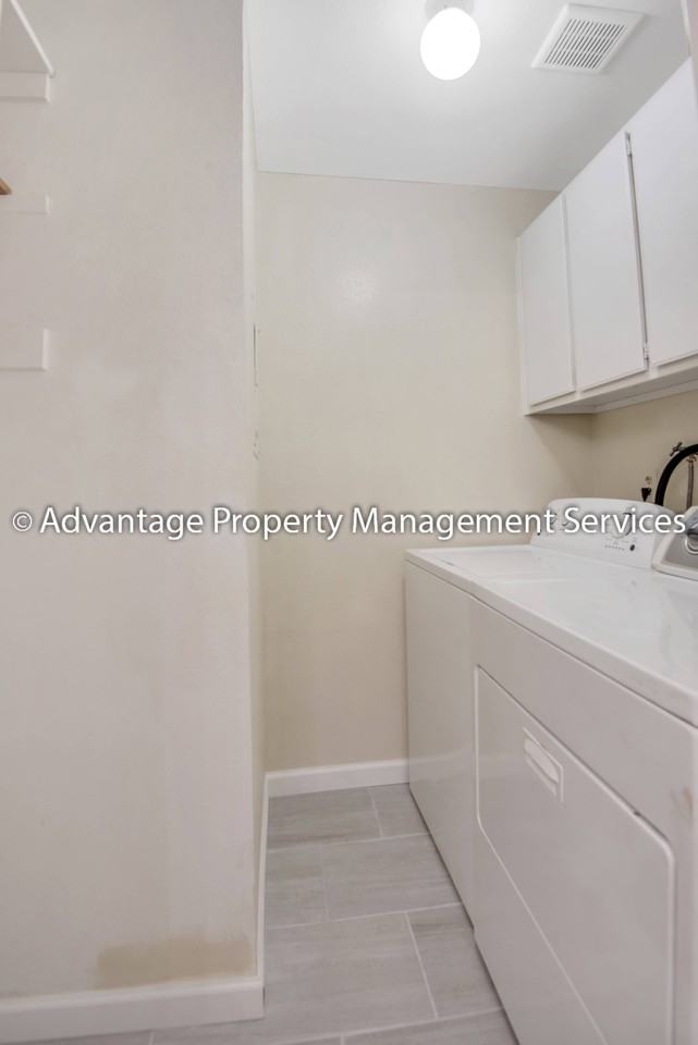 106 Compton Cir #B - Photo 7 of 15