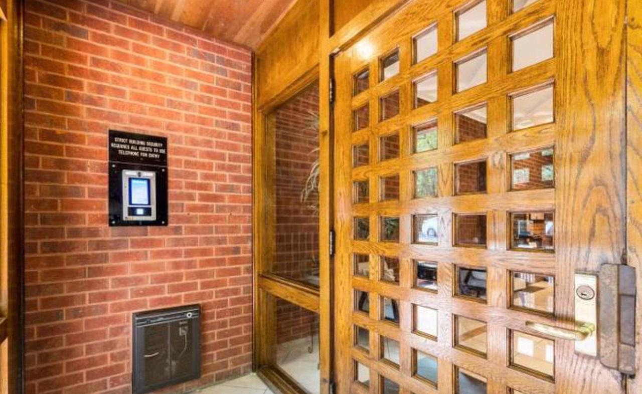 1318 22nd St Nw #101 - Photo 3 of 13