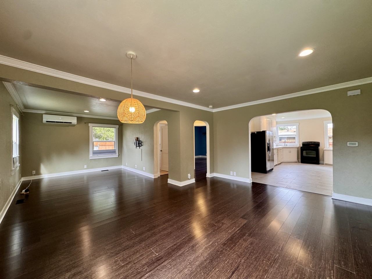 2002 Patterson Rd - Photo 4 of 28