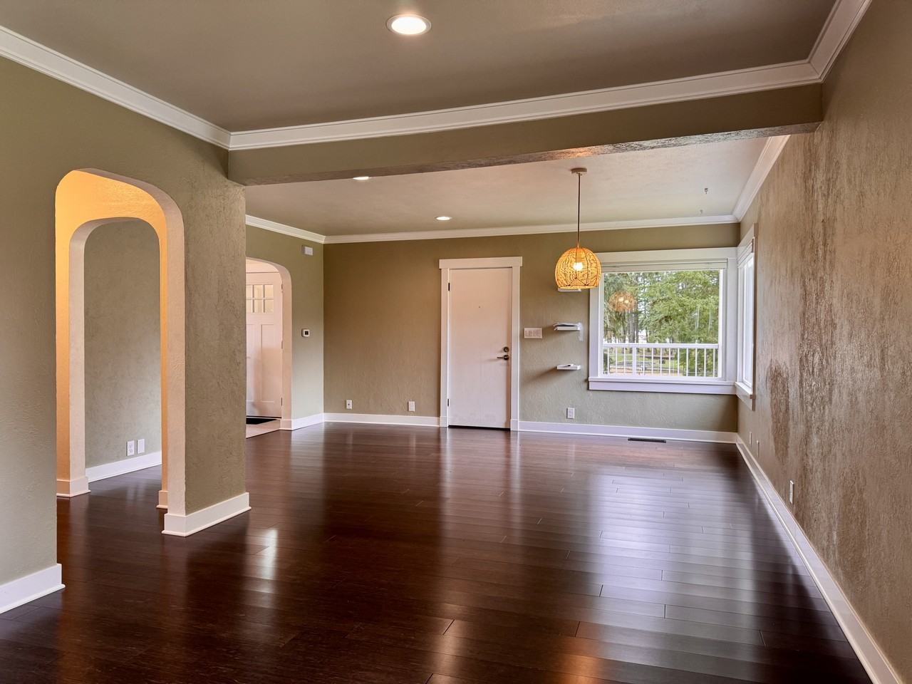 2002 Patterson Rd - Photo 6 of 28