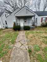 featured image of 910 W Whitney Ave