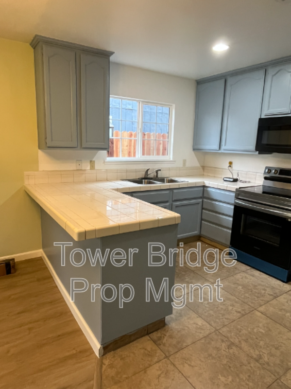 8676 Tiogawoods Dr - Photo 5 of 12