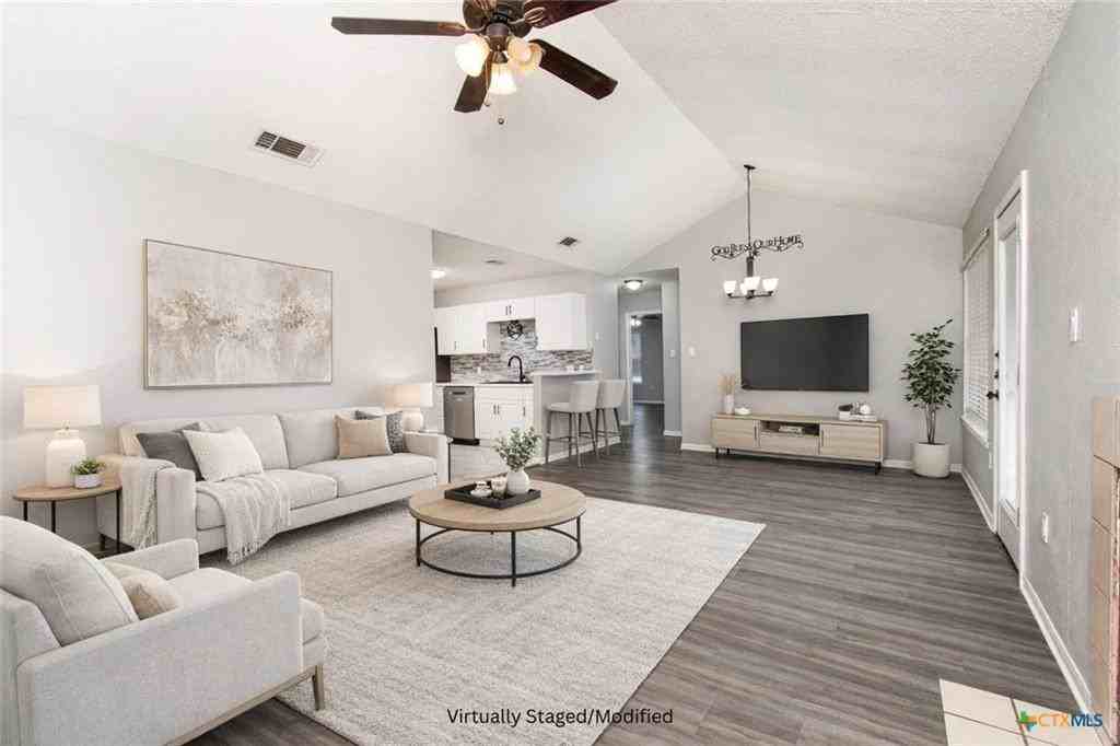 3002 Honeysuckle Cir - Photo 6 of 26