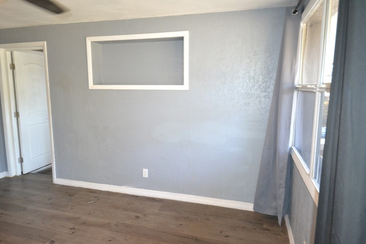 11465 92nd St - Photo 3 of 50