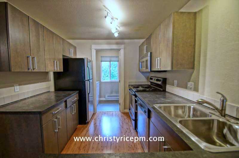 718 Kirkland Cir #B302 - Photo 2 of 20