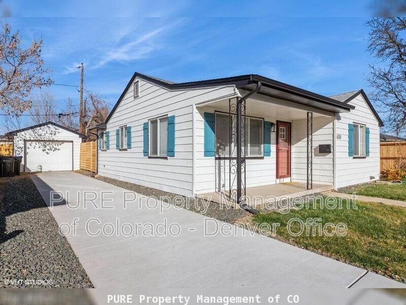 5525 Brentwood St - Photo 3 of 21