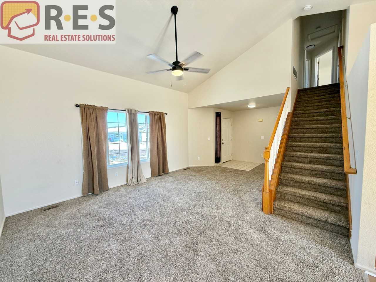 34089 Overland Loop - Photo 5 of 16