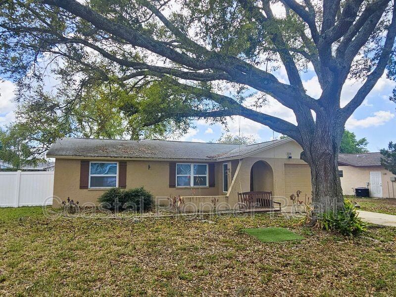 12218 Shadow Ridge Blvd - Photo 3 of 34