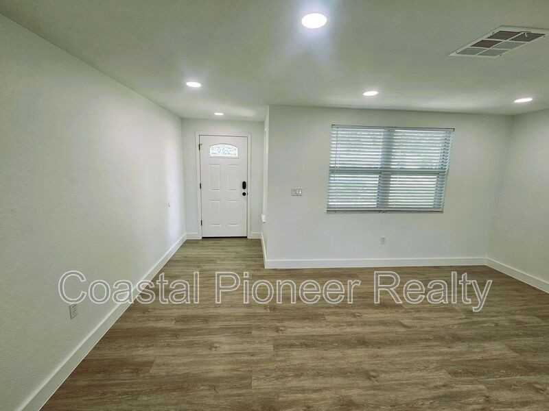 12218 Shadow Ridge Blvd - Photo 6 of 34