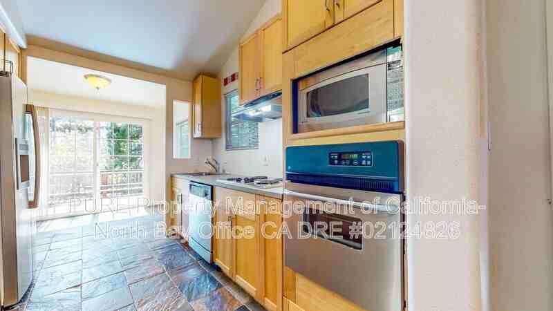 17475 Summit Ave #A - Photo 4 of 42