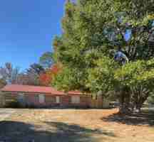 featured image of 901 Linden Ave