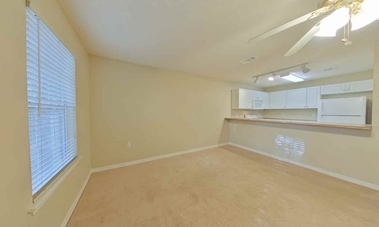 976 Scenic Oak Ln - Photo 6 of 14