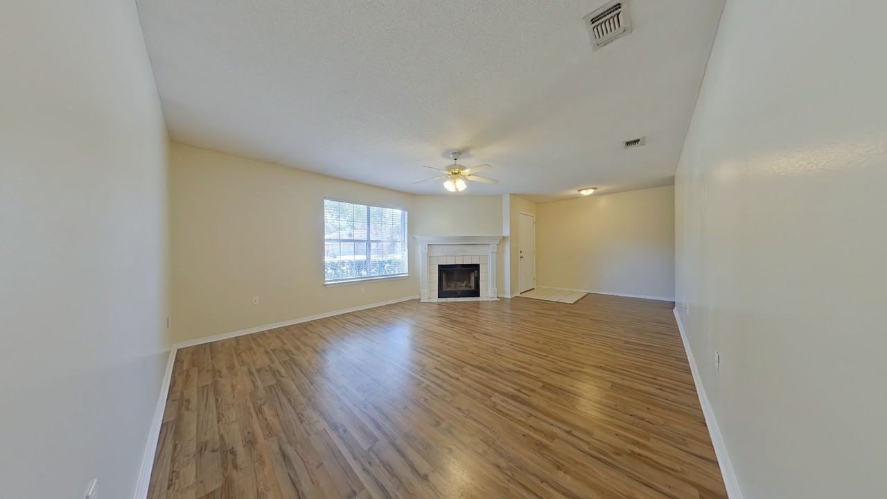2195 Opal Ct - Photo 5 of 15