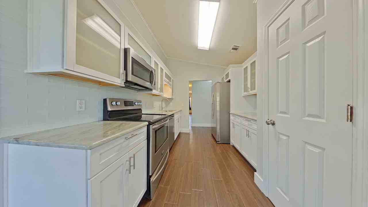 415 Pristine Water Ln - Photo 7 of 17