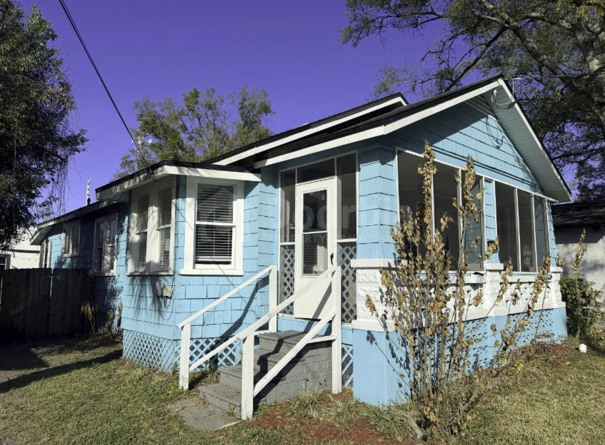 1763 Landon Ave - Photo 2 of 18