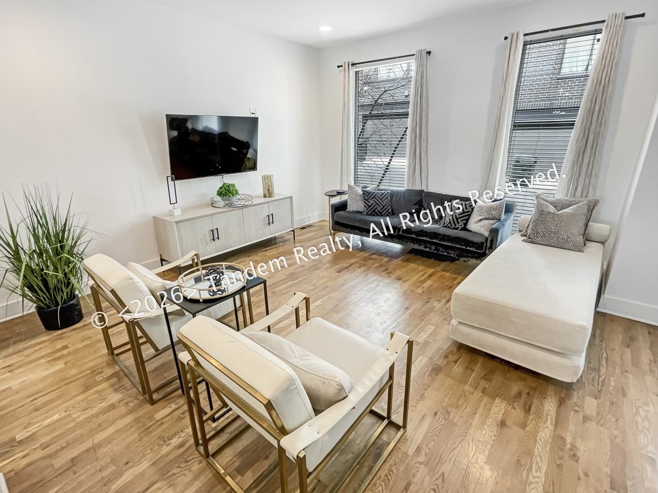 2807 Delaware Ave #304 - Photo 3 of 24