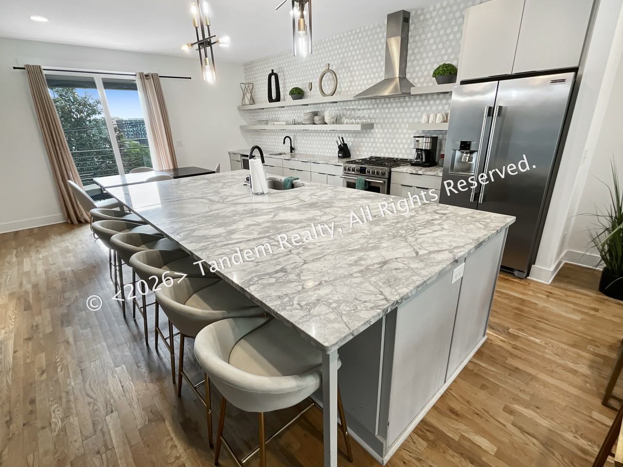 2807 Delaware Ave #304 - Photo 5 of 24