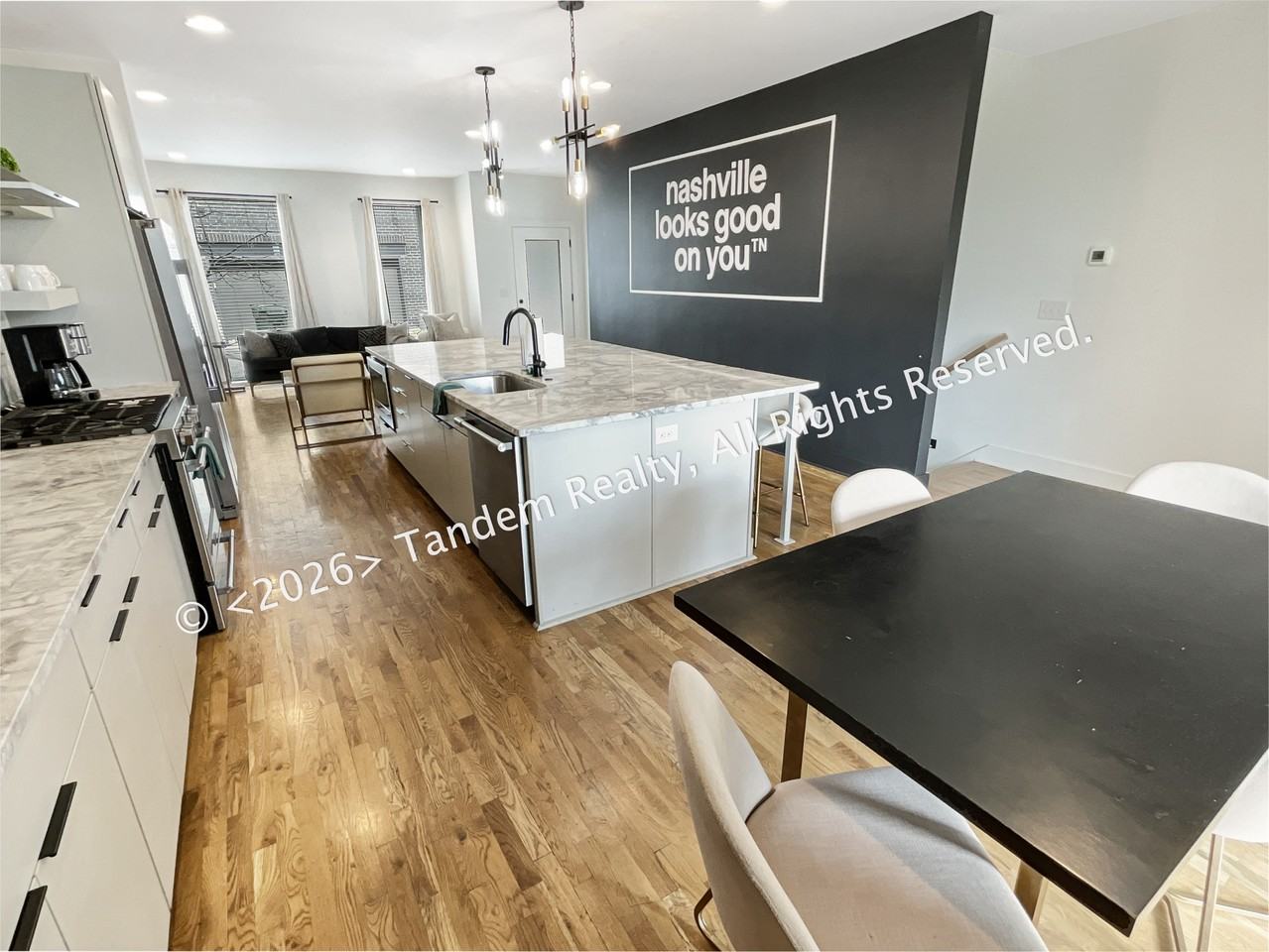 2807 Delaware Ave #304 - Photo 6 of 24