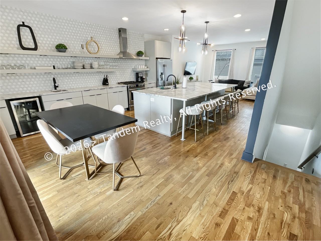 2807 Delaware Ave #304 - Photo 7 of 24