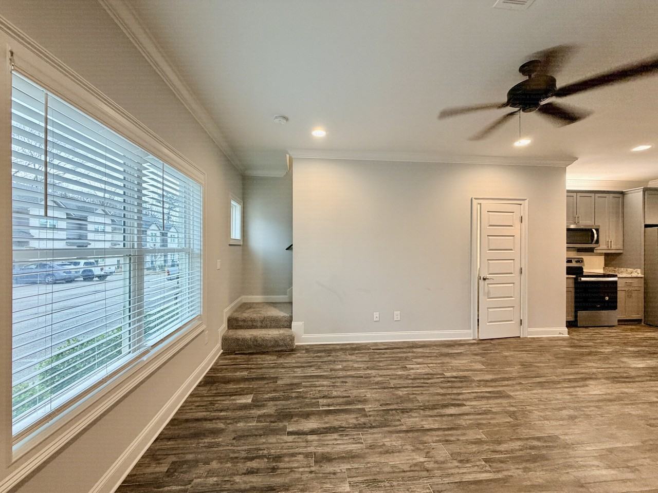 808 N Gay St Apt D101 - Photo 4 of 23