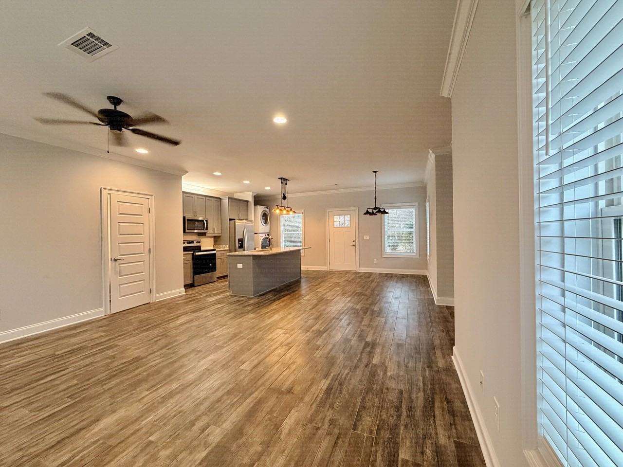 808 N Gay St Apt D101 - Photo 6 of 23