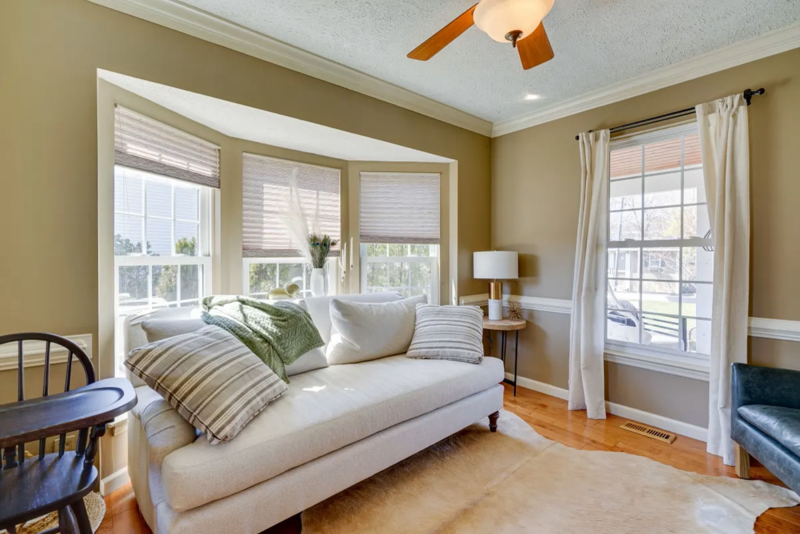 151 Rambling Rd - Photo 7 of 42