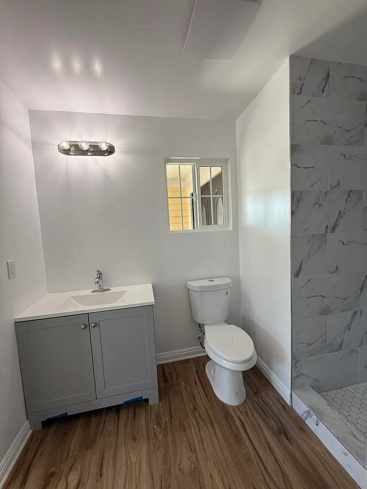 12346 Maxon Ln #B - Photo 6 of 7